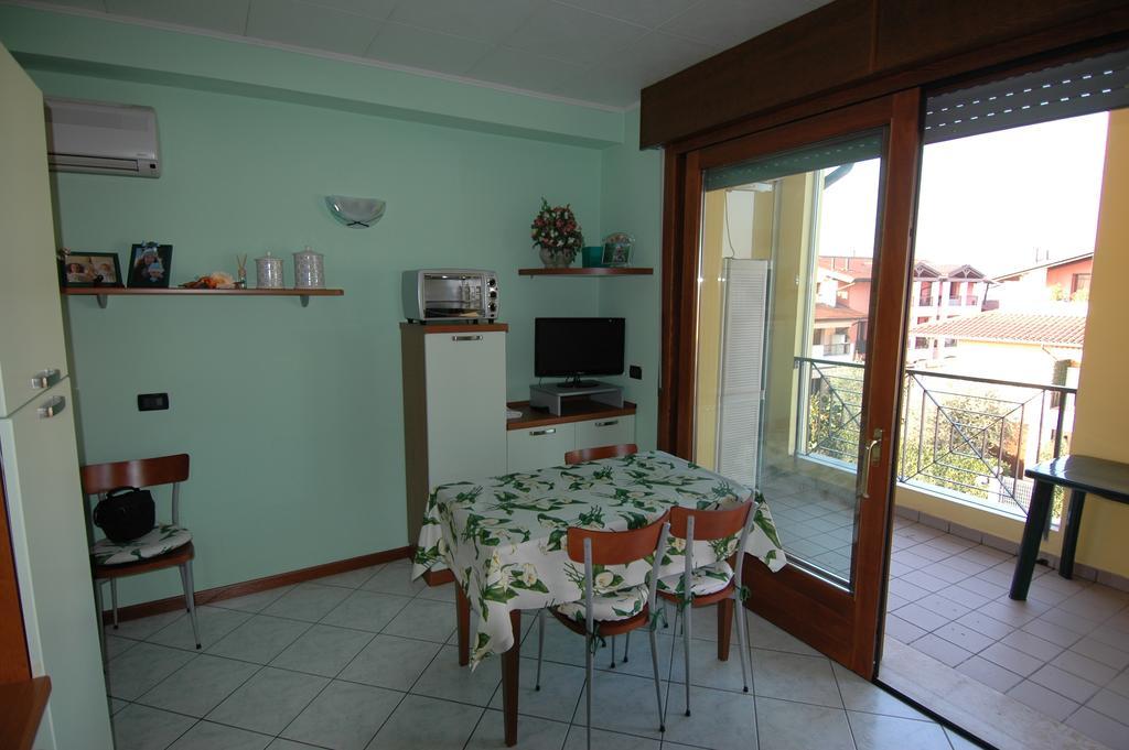 Appartamento Alle Magnolie Sirmione Exterior foto